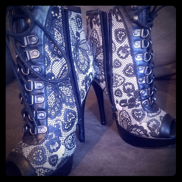 Ironfist Lovelace Stiletto Booties (discontinued) - Picture 1 of 4